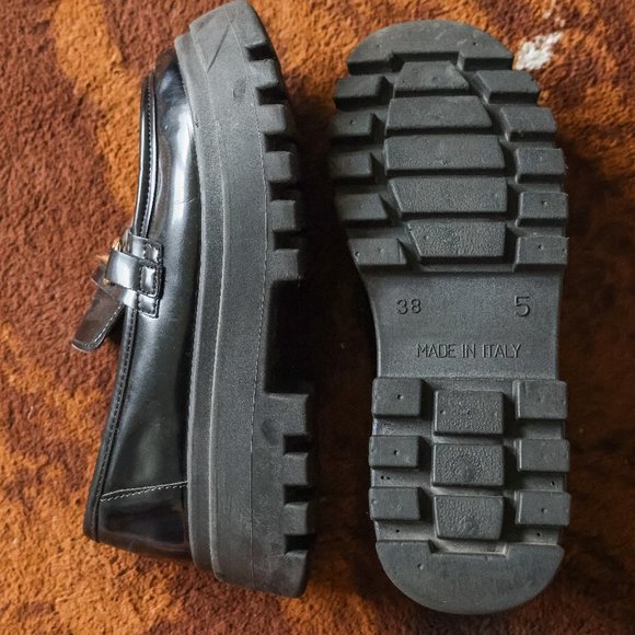 ASOS DESIGN Miller chunky loafers in black - Picture 7 of 7